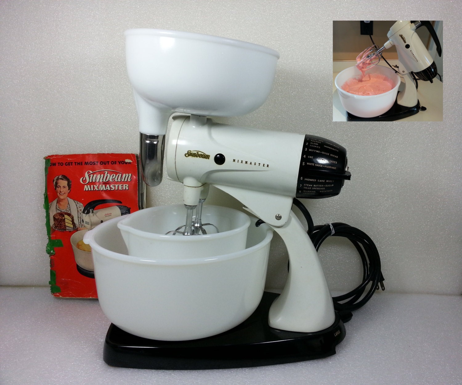 Vintage 12 Speed Sunbeam Model 12 Mixmaster Stand Mixer