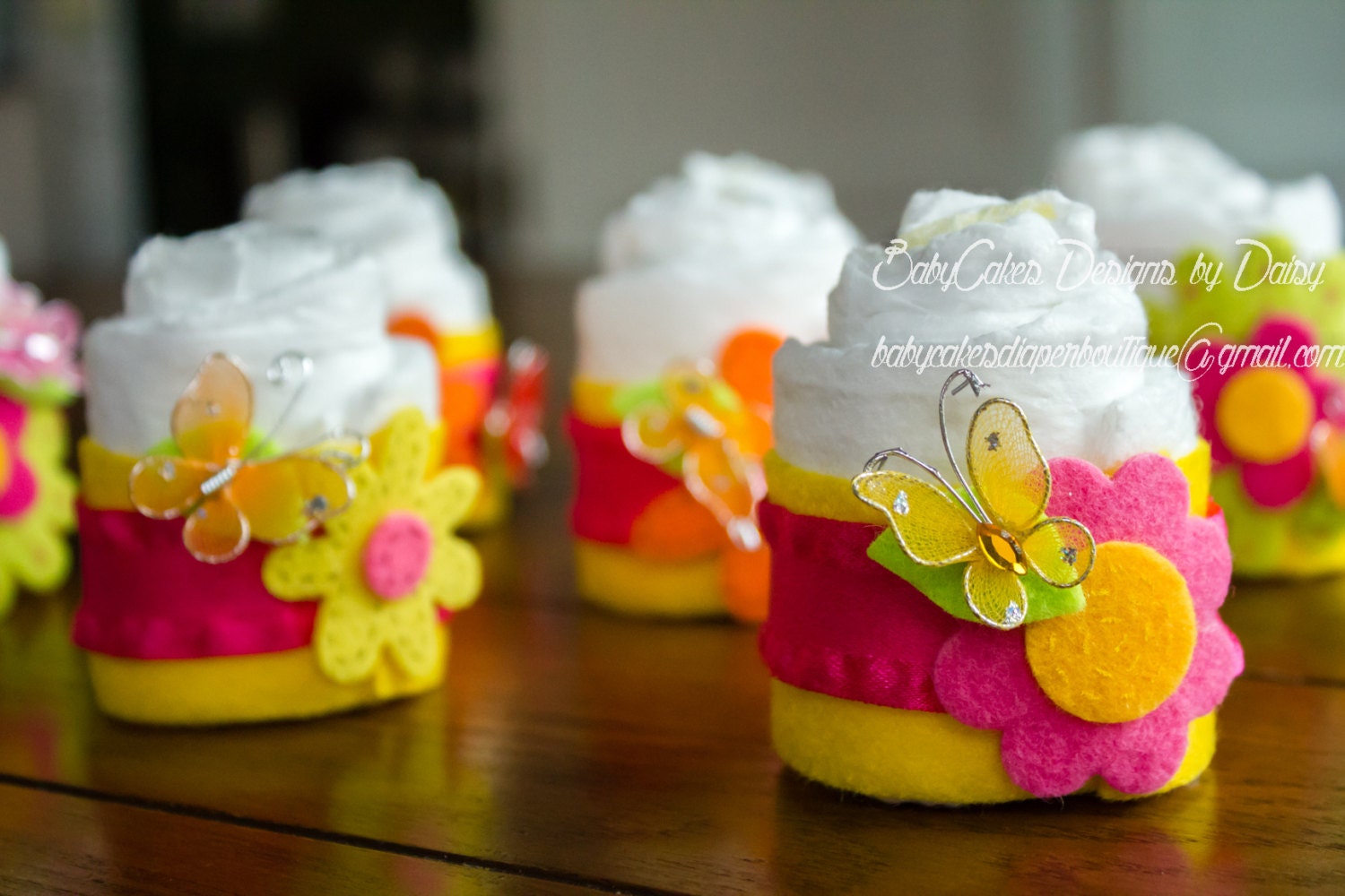 It's a Girl Baby Shower Gift Mini Diaper Cakes