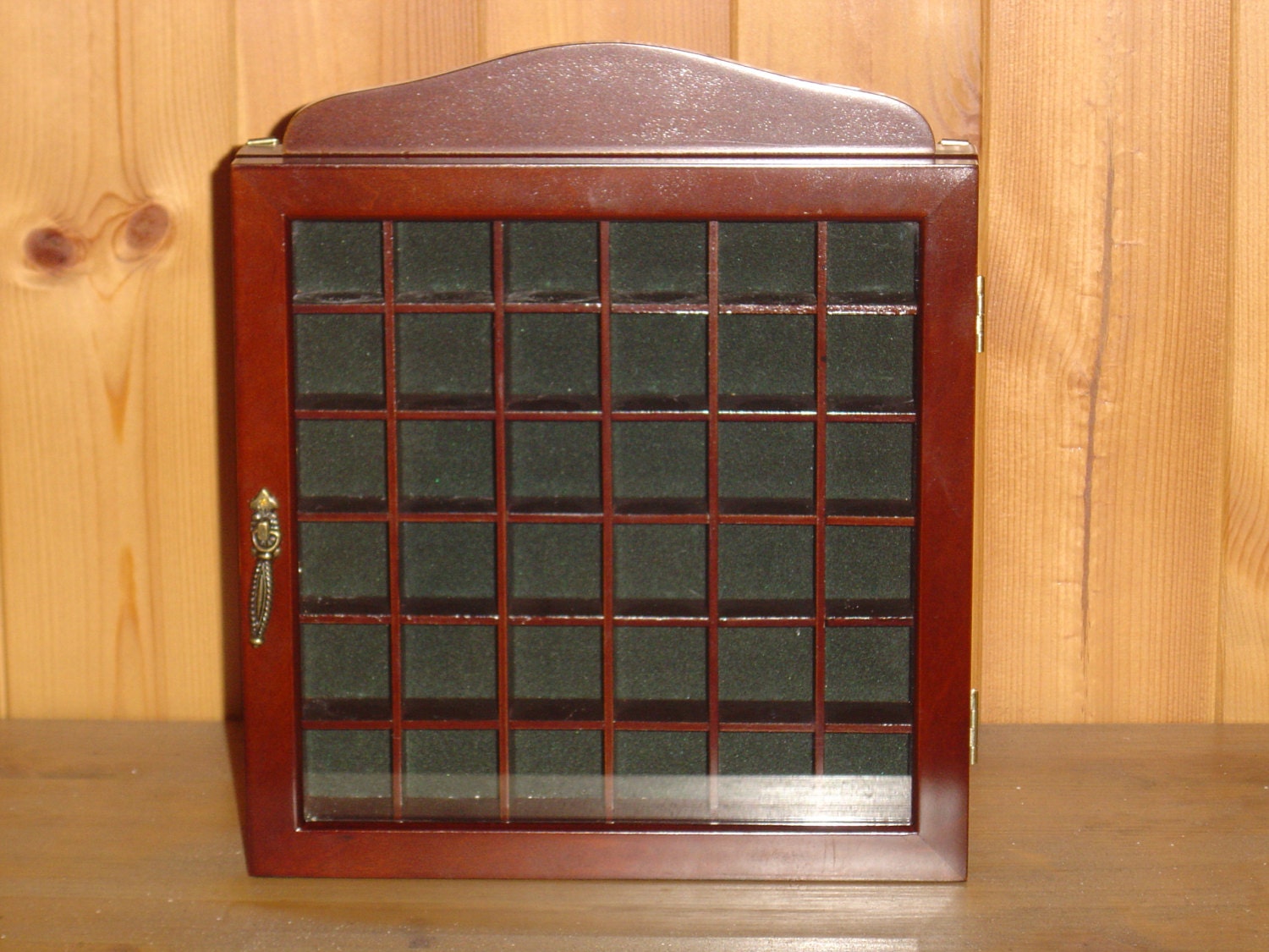 Vintage Collectable Thimble display / Thimble Rack