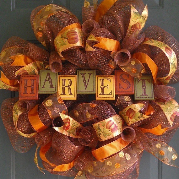 Fall Deco Mesh Wreath with Wooden 'Harvest' sign