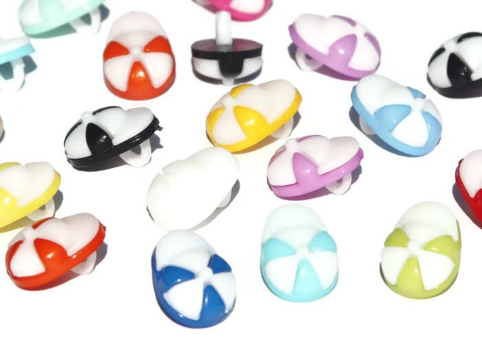 20 Baseball Cap Shaped Buttons 14mm x 11mm Small Buttons