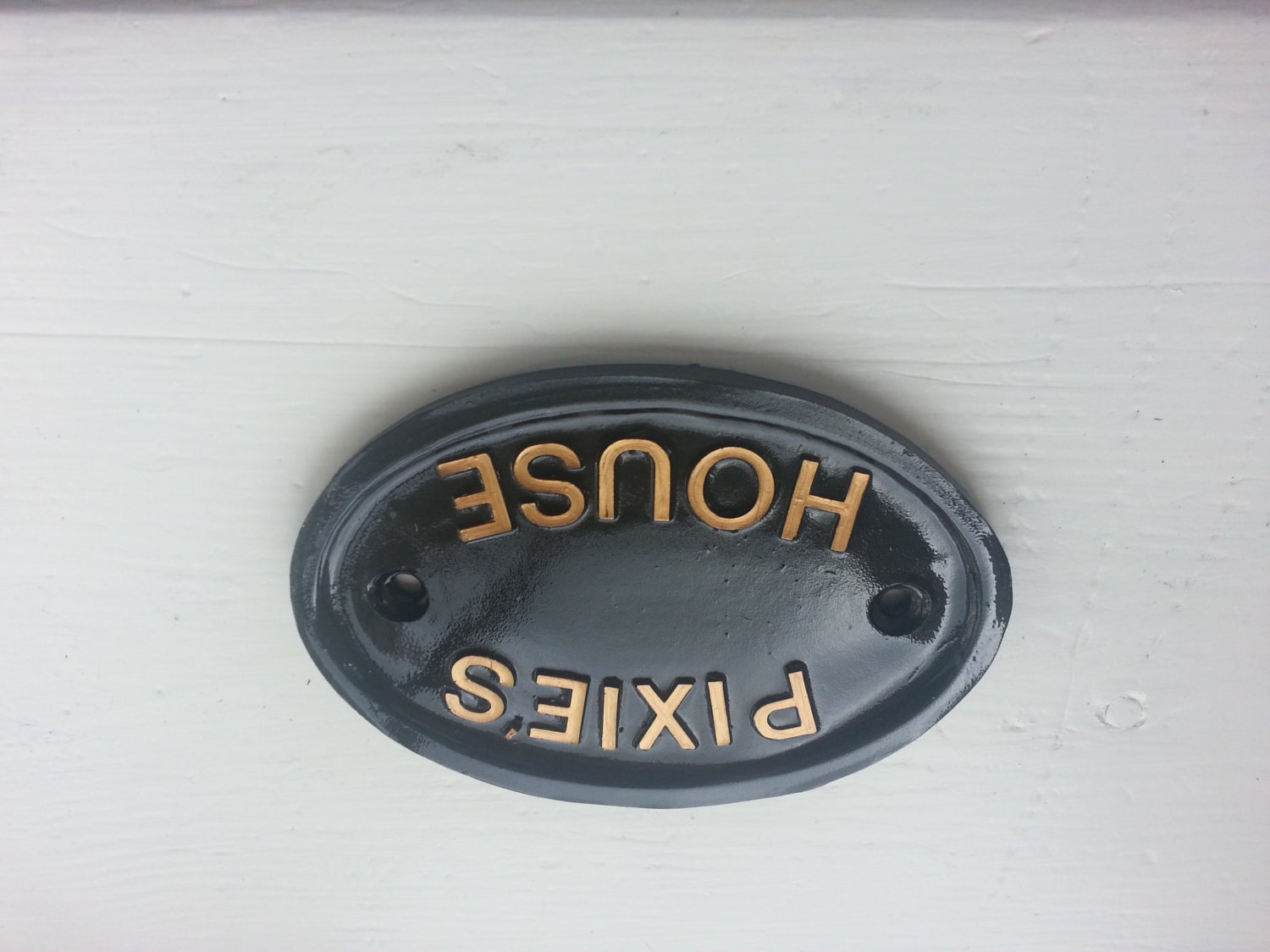 Personalised Dog house name any name kennel plaque