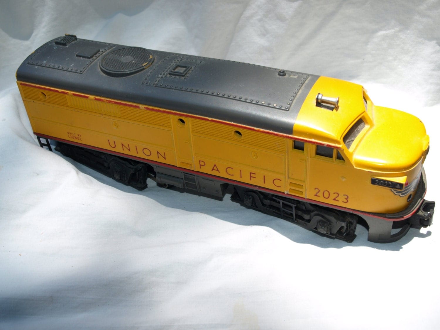 Vintage Lionel Train Engine 2023 Union Pacific by MiguelsTreasures