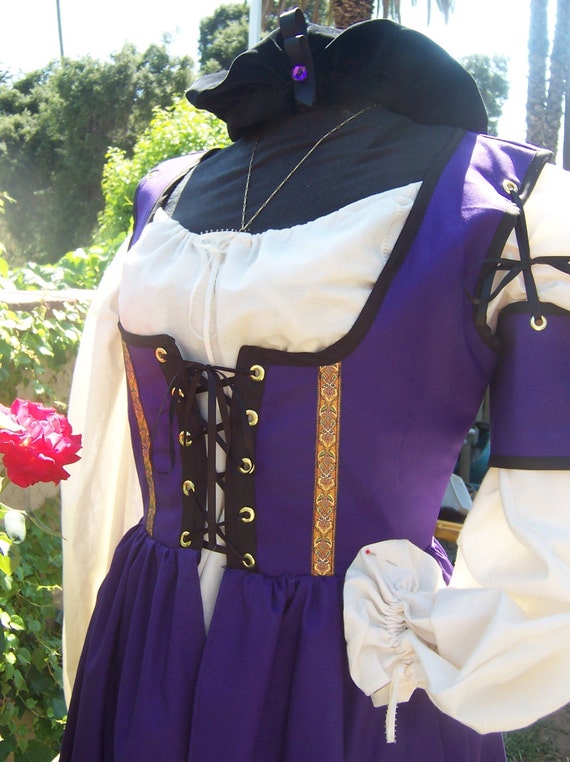 Cotton Renaissance Dress Gown Pirate Wench Costume Includes 1032