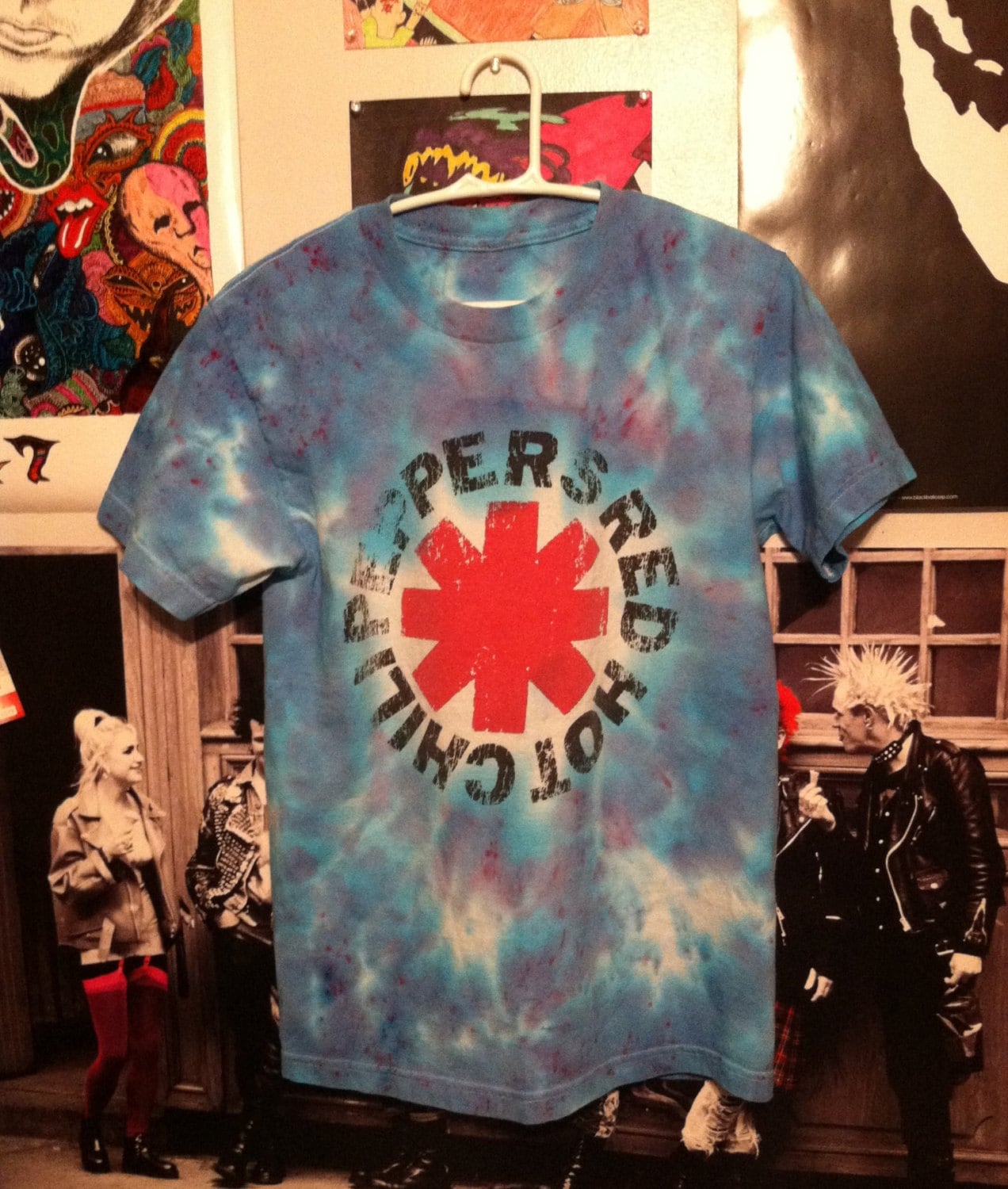 Red Hot Chili Peppers tie dye t shirt. Size S