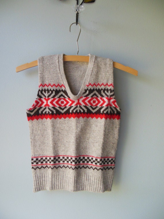 https://www.etsy.com/listing/155248857/vintage-70s-boys-vests-fair-isle-vests?ref=sr_gallery_12&ga_locationQuery=4831725&ga_search_query=clothing&ga_vintage_rewrite=vintage+clothing&ga_original_query=2&ga_page=10&ga_search_type=vintage&ga_view_type=gallery