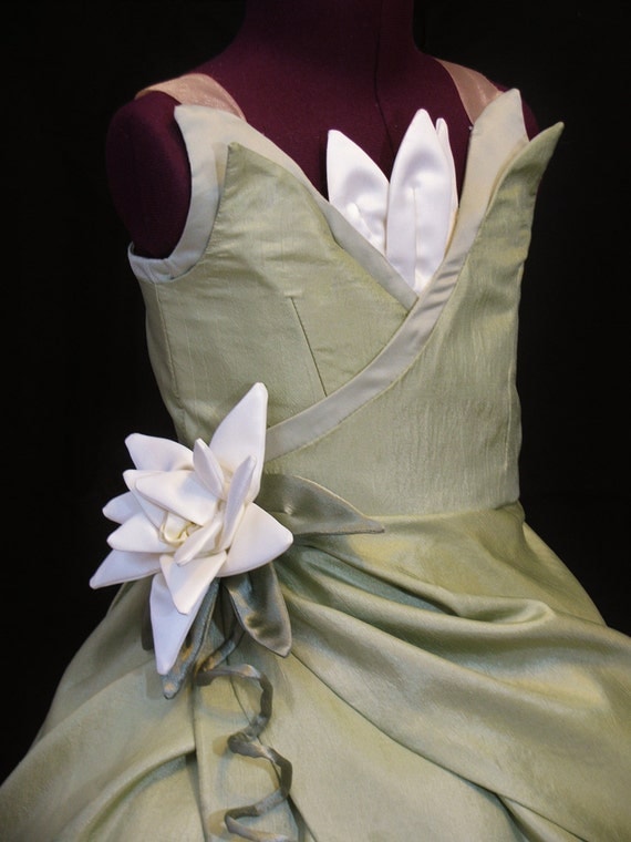 adult princess and the frog halloween costume