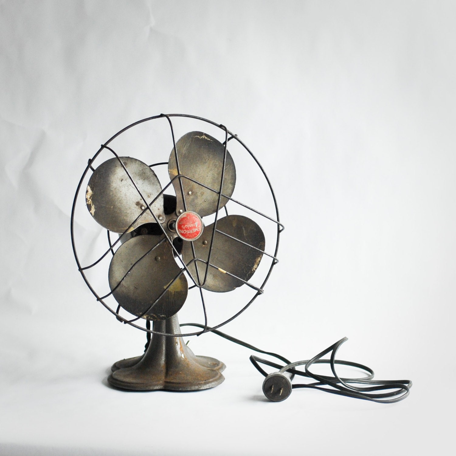 Black Antique Fan Emerson Junior 10 Oscillator Fan