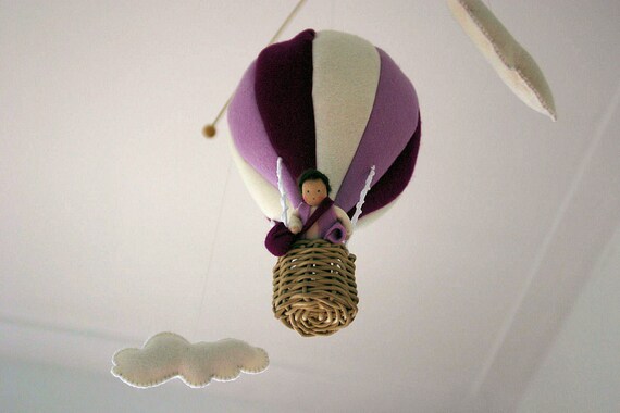 organic baby crib mobile, CUSTOM COLOURS, purple lilac mobile, organic mobile, hot air balloon, woolfelt, mobile