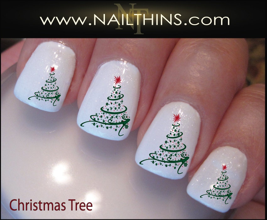Swirl Christmas Tree Nail Art Inspiration - wide 5