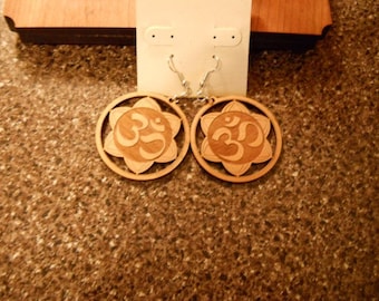 OM Earrings made of Cherry