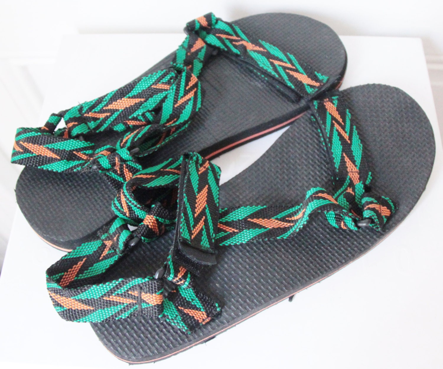 90s aztec mens sandals geometric printed straps velcro