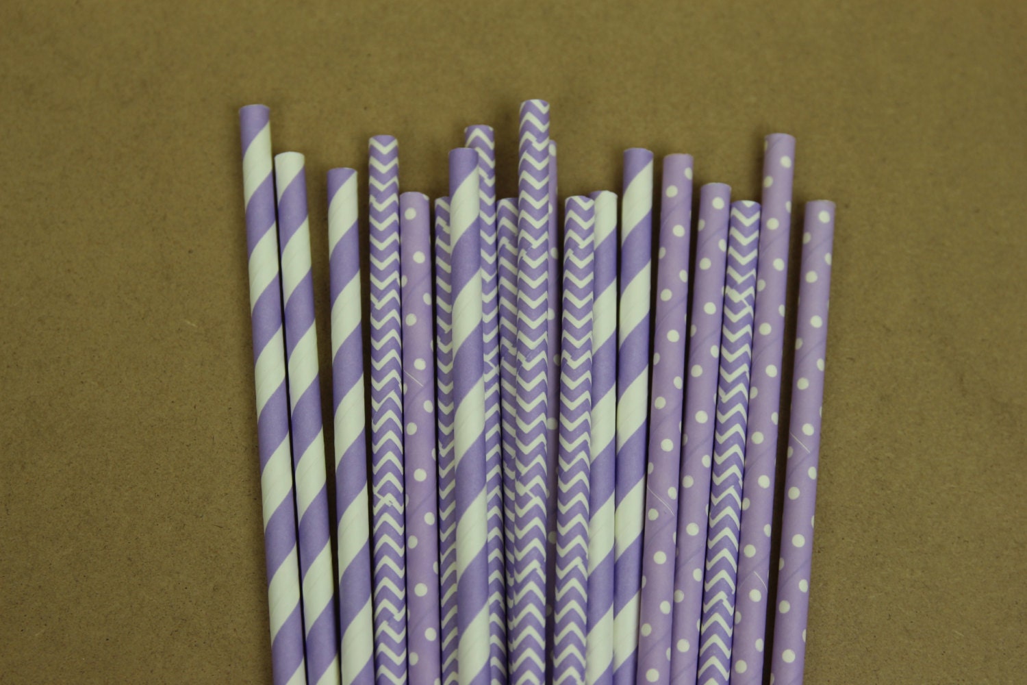 75 assorted lilac/ lavender paper straws striped/ by Loollipop