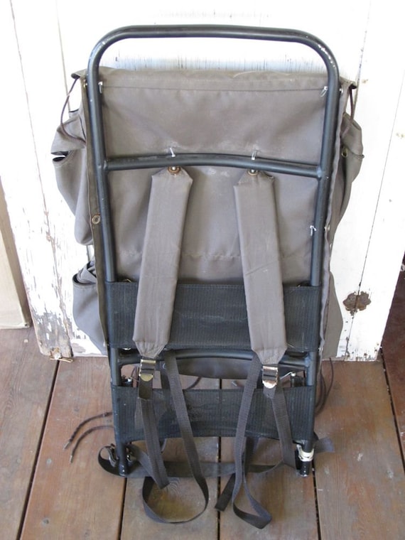 Large Backpack Hiking Camping Canvas Backpack with Metal