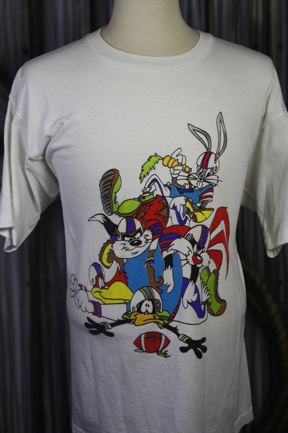 Vintage 90s Bugs Bunny Looney Toons Football T by TanksAndTulips