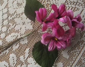 Millinery Flowers 5 Velvet Violets Hand Made In Czech Republic Deep Pink Ombre