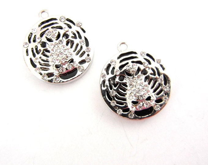 Round Tiger Head Charms with Rhinestone Silver-tone