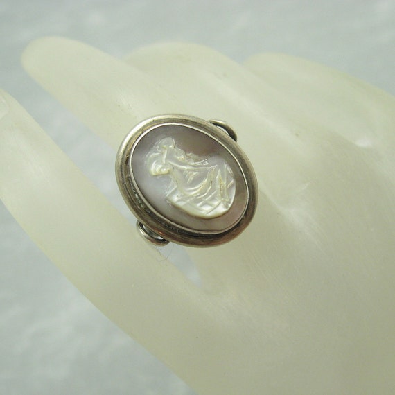 Vintage 800 Silver Ring Mother of Pearl Cameo Jewelry Antique