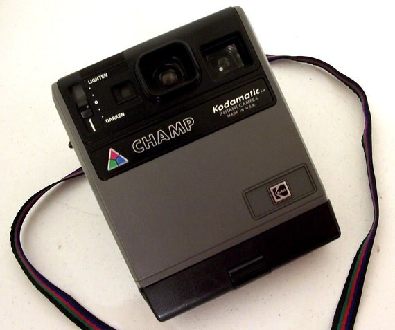 Appareil Photo Instantané Kodak Kodamatic 950 - Objectif Kodar 100mm, Flash Intégré, Made In Germany