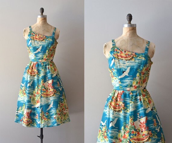 Vintage 1950s Hawaiian Dress / Silk 50s Dress / By DearGolden