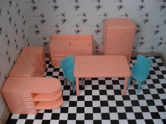 Vintage Plasco Plastic Dollhouse Furniture Pink By Thetoybox