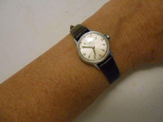 Women's Vintage Silver Tone Timex Wind Up Wrist Watch with