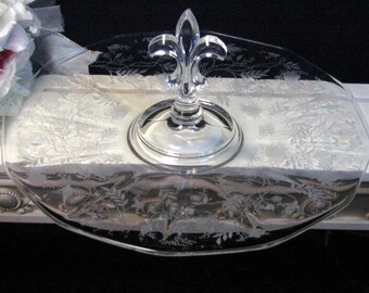 Vintage Fostoria Glass Crystal Chintz Center Handle Server Baroque Handle