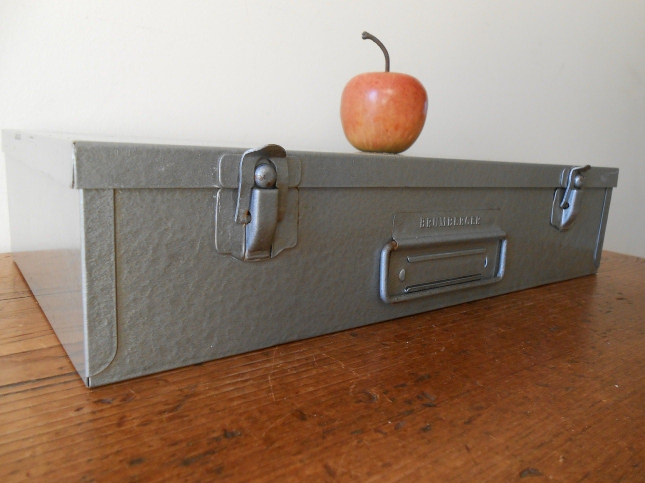 vintage-metal-slide-box-or-case-slide-organizer-brumberger-haute