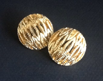 Vintage Monet Gold-tone Clip-on Earrings