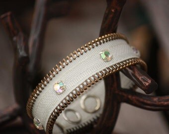 SALEFunKy ECO JeWeLry BrAceLet VinTage ZiPPer