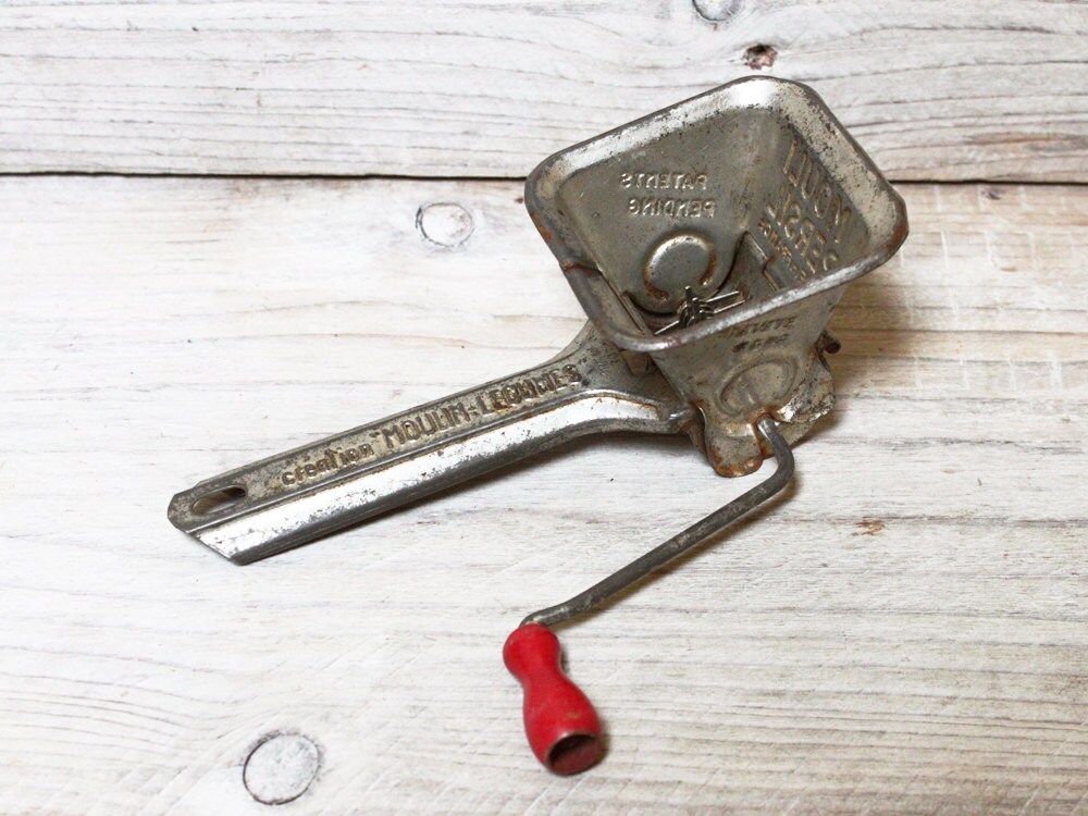 Vintage French herb mincer Mouli Persil Herb mill Mouli