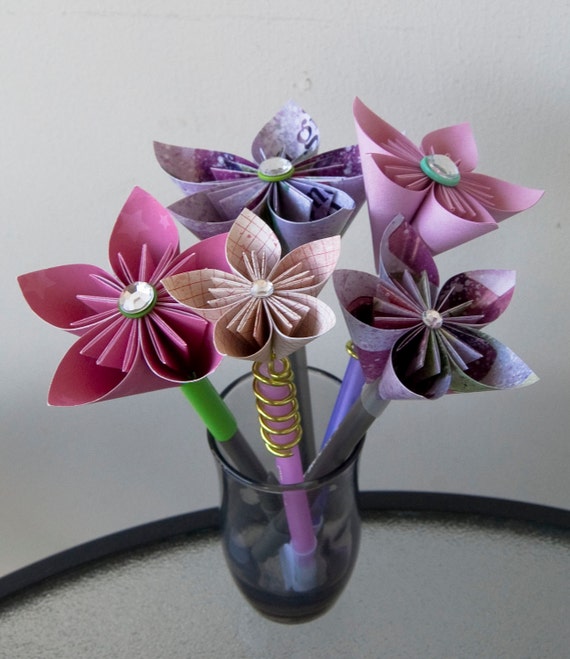 Items similar to Custom Paper Flower Pen Toppers on Etsy