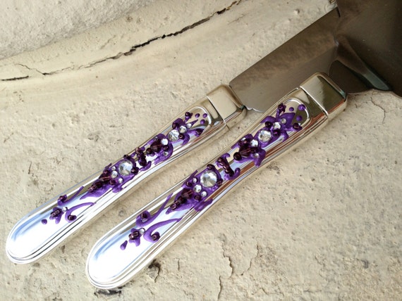 Items similar to Wedding  cake  serving set  dark purple 