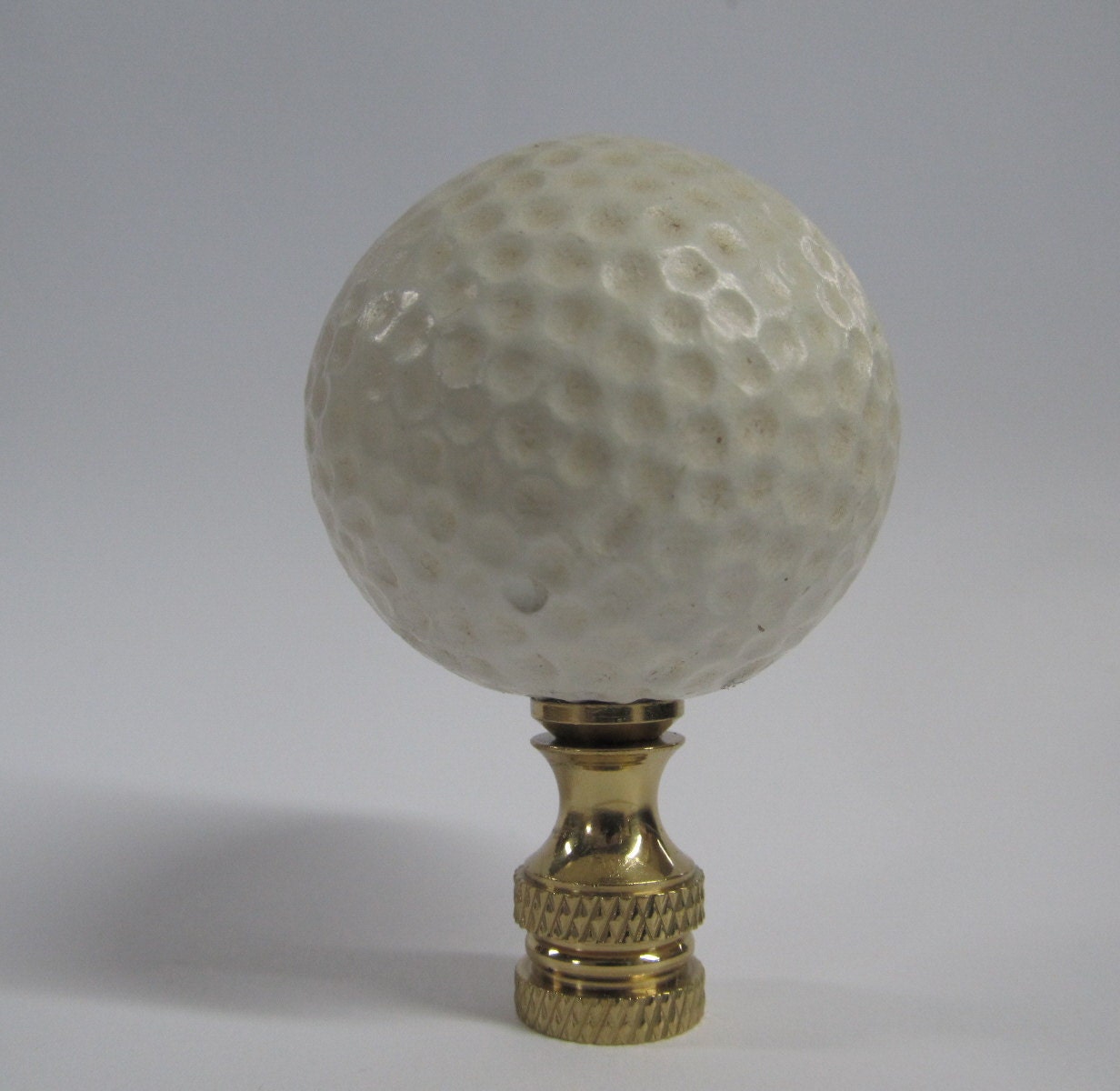 LAMP Golf Ball finial/white
