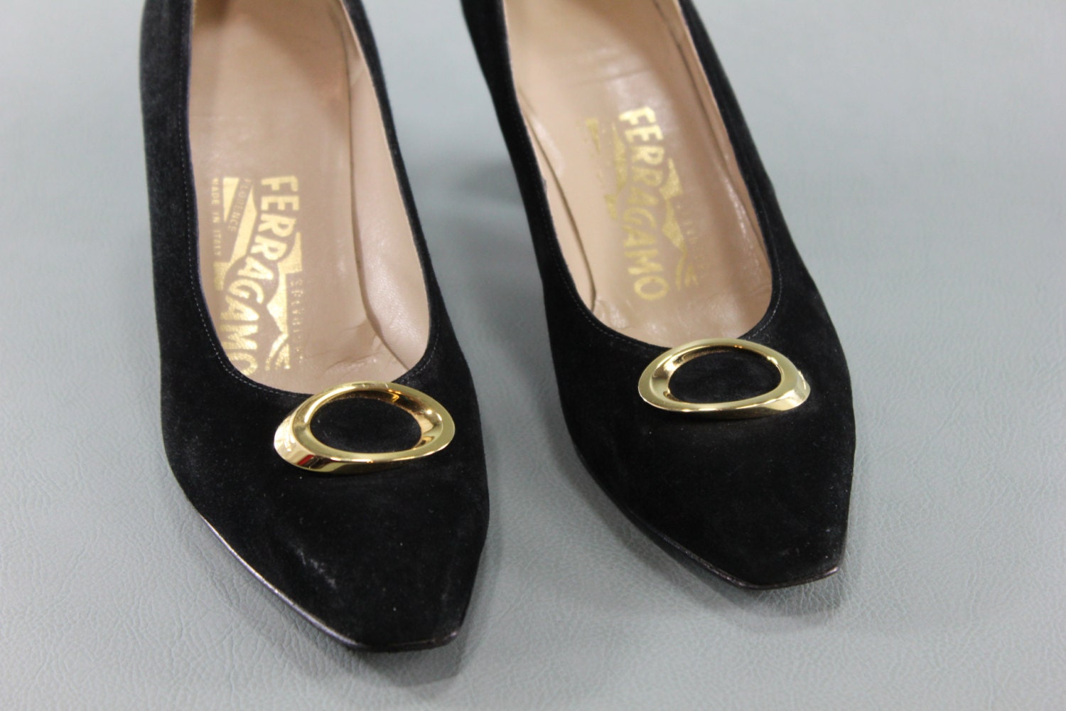 Size 8 SALVATORE FERRAGAMO Vintage Ladies Women's Shoes