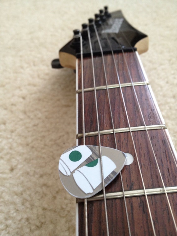 Items similar to Guitar picks on Etsy