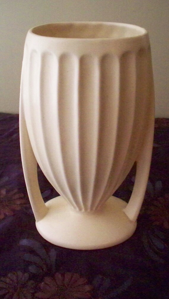 McCoy Pottery Art Deco Style Vase Ribbed Fluted Dual Handle
