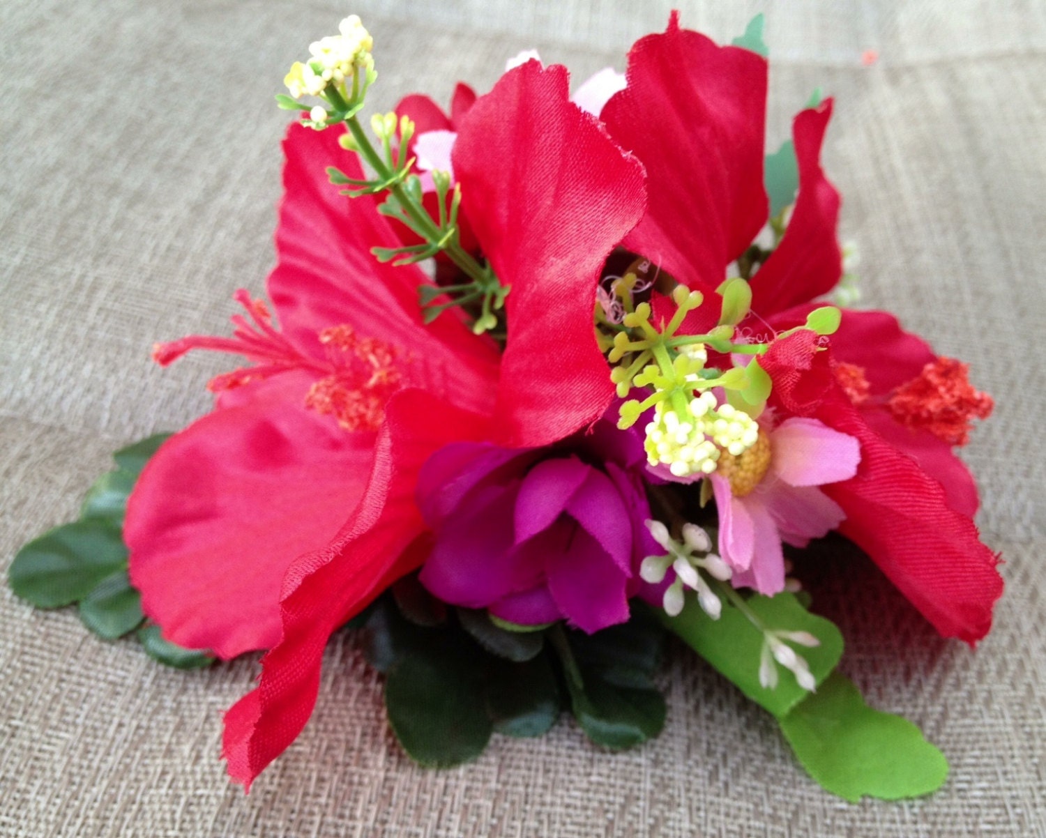 RED HIBiSCUS flower daisy garden bouquet bridal funky