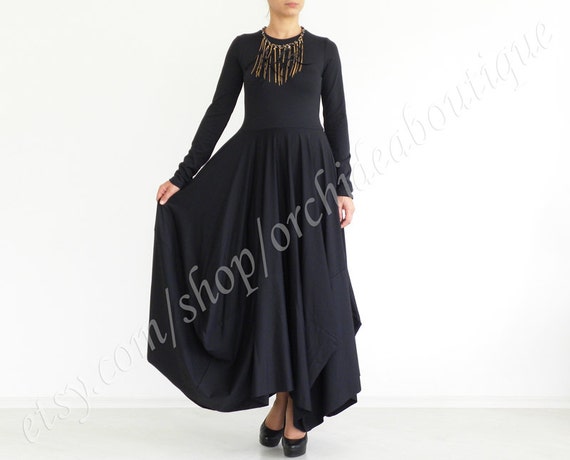 black dress / maxi dress with long sleeves Extravagant Long