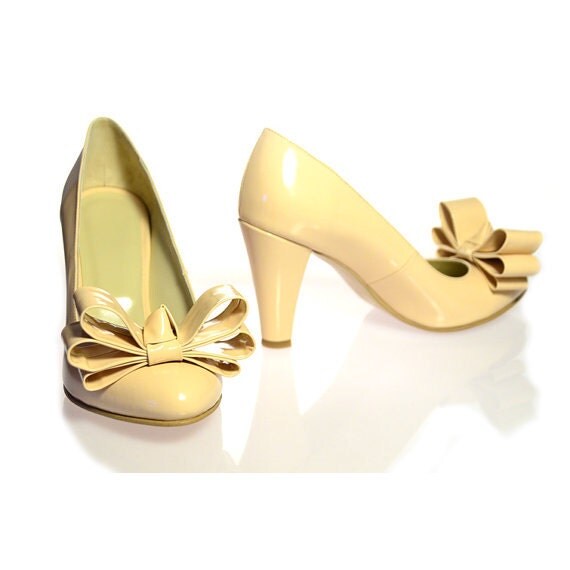 cream patent leather heels