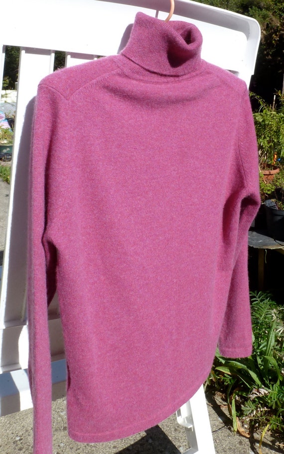 Vintage Irish CASHMERE ladies SWEATER Cashmere Sweater with
