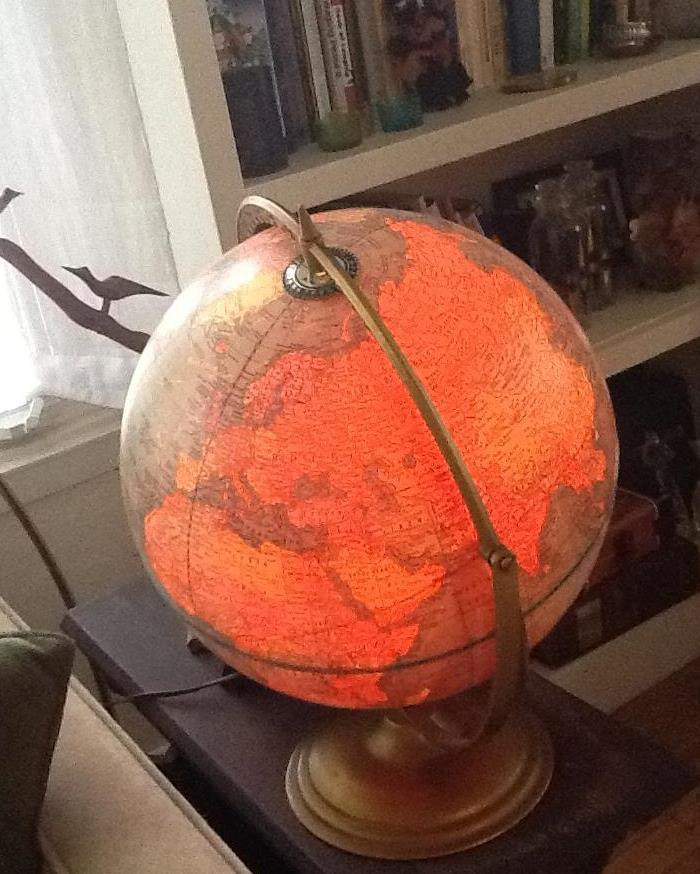 SALE // Illuminated Globe // Vintage Light Up Globe