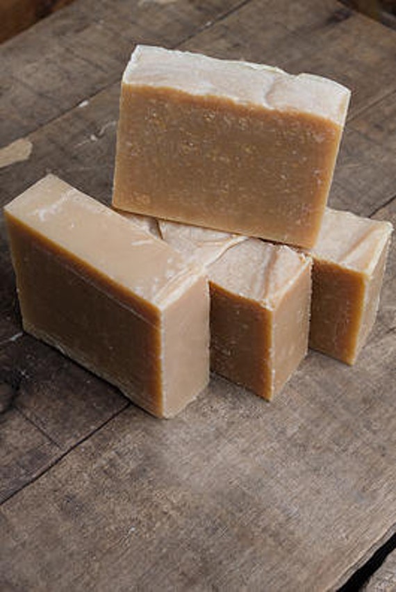 Bee Happy Havenly Honey Soap With delightful notes of Mandarin oranges, tangy citrus, and sweet basil - Two bars  .