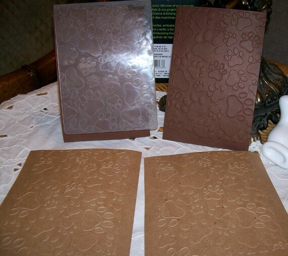 Darice PAW PRINTS EMBOSSING Folder PUPPy and KITTy PaW