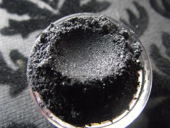 Auroramakeup -Smokey Eye with Black Glitter -