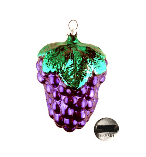 vintage hand painted purple grape cluster holiday ornament vintage hand painted purple grape cluster holiday ornament