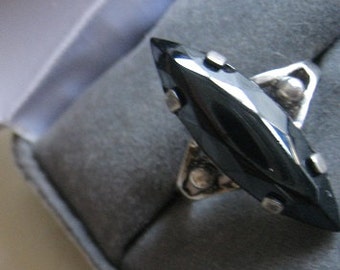 BEAUTIFUL VINTAGE Sterling Silver Black Alaskan Diamond Ring - Marquis ...