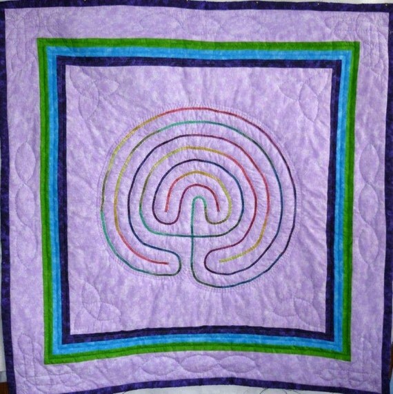 Labyrinth Quilt Kit. Clear and easy directions. A perfect