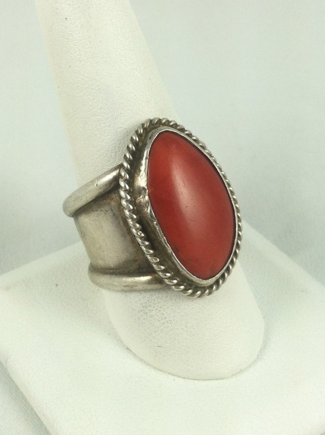 Navajo Old Pawn Sterling Silver & Coral Ring Size 11