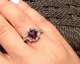 14K White Gold Ring with Garnet Stone